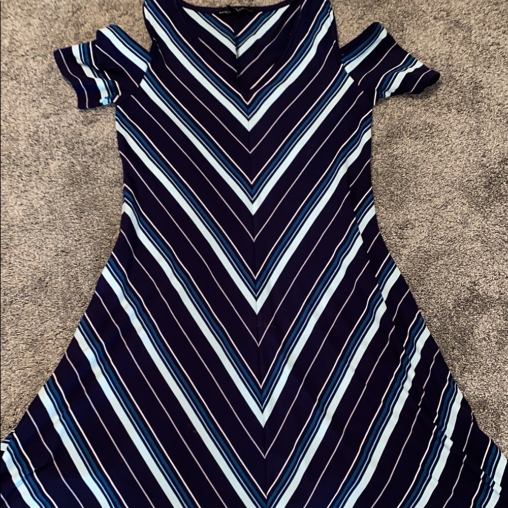 Spring/summer cocktail/wedding dress